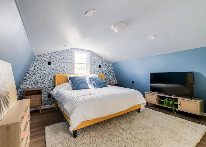 Tiny House 20 Mins From Beach